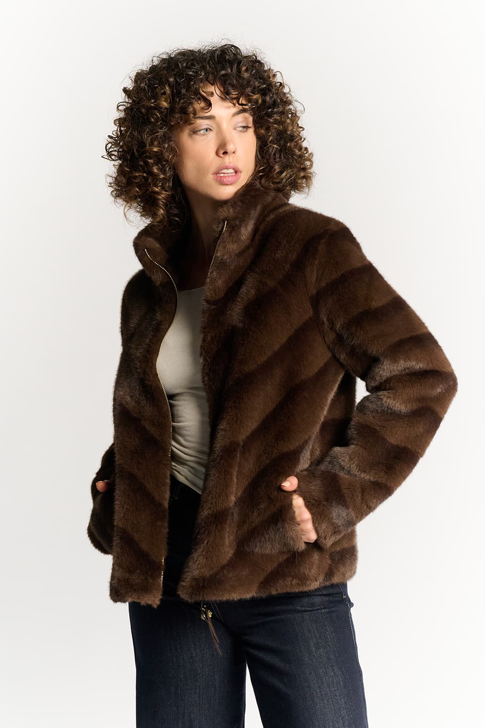 Anastasia Camel woman Barone firenze - 4