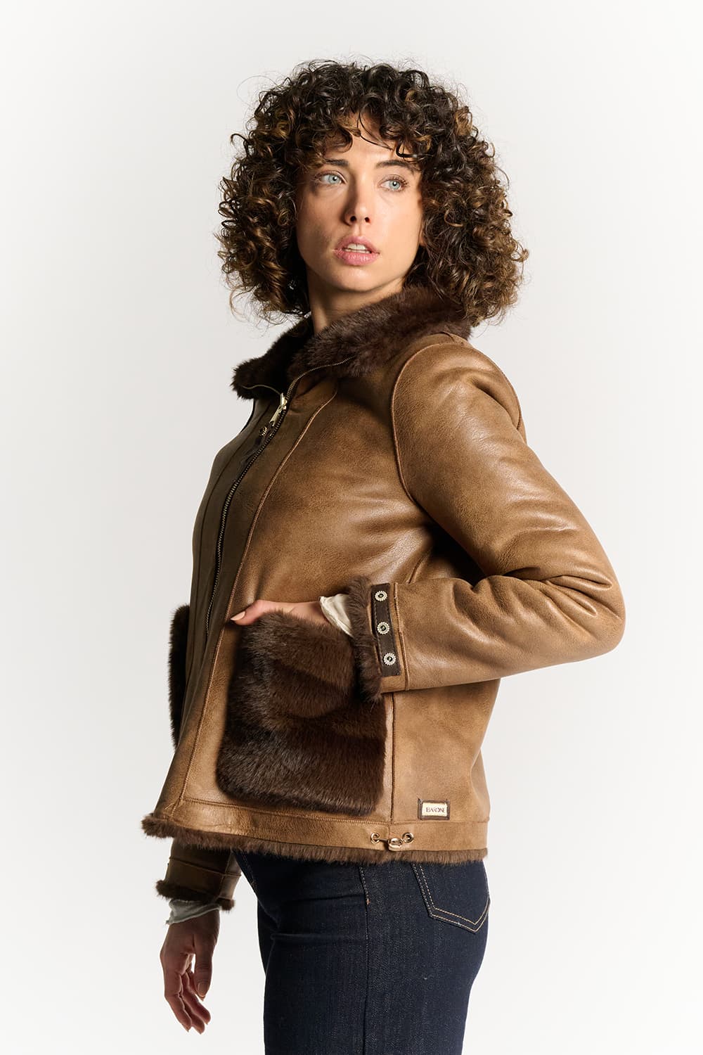 Anastasia Camel woman Barone firenze - 1
