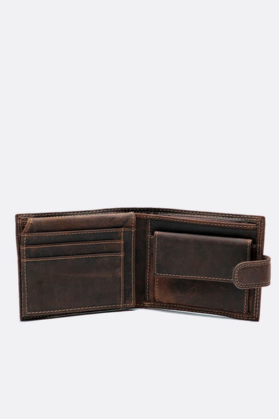 Oiled Wallet with Button 