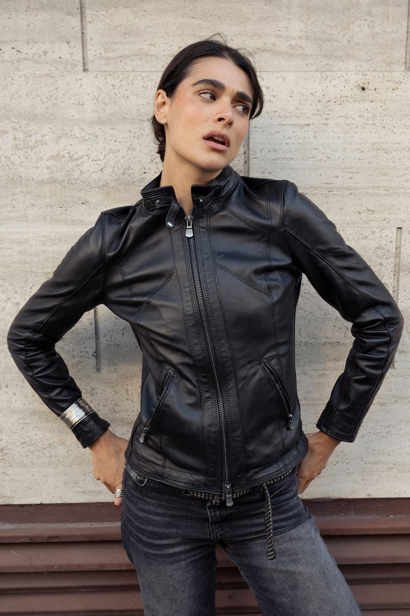 Sofia Black woman Barone firenze - 1