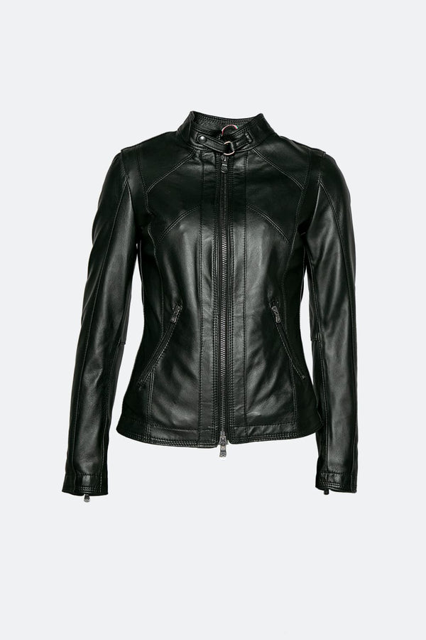 Sofia Black donna Barone firenze