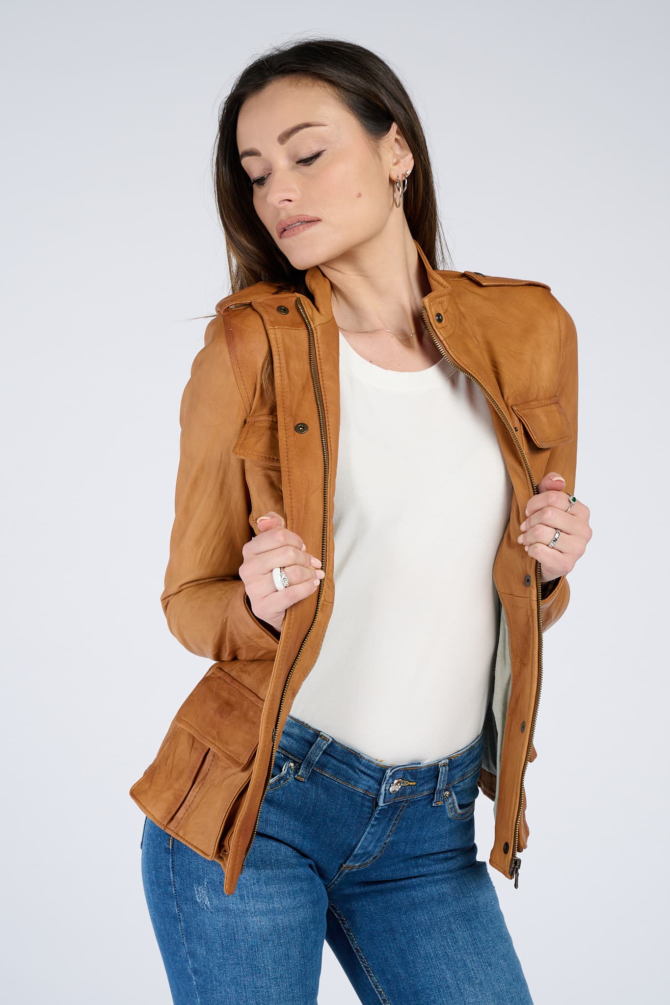 Tushna Cuoio Vintage woman Barone firenze - 3